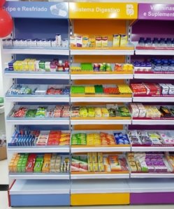 Gôndolas para medicamentos auto-atendimento